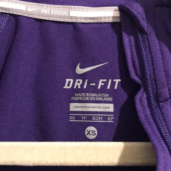 Purple Nike dry fit quarter zip up - Picture 3 of 6